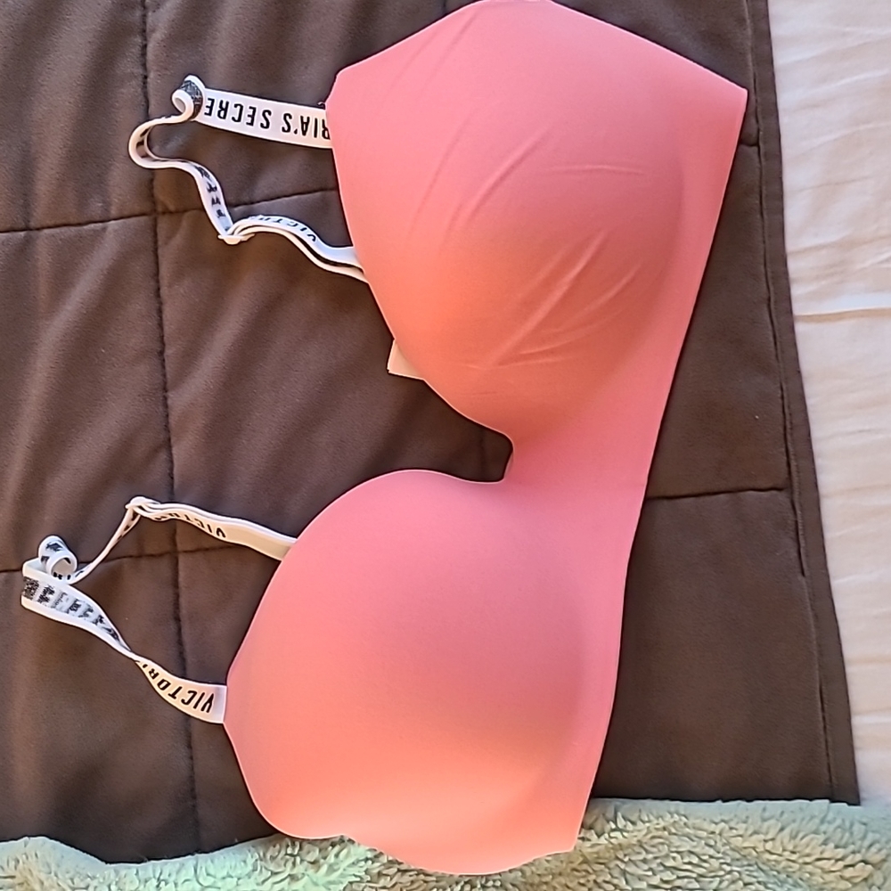 Victoria Secrets Bra